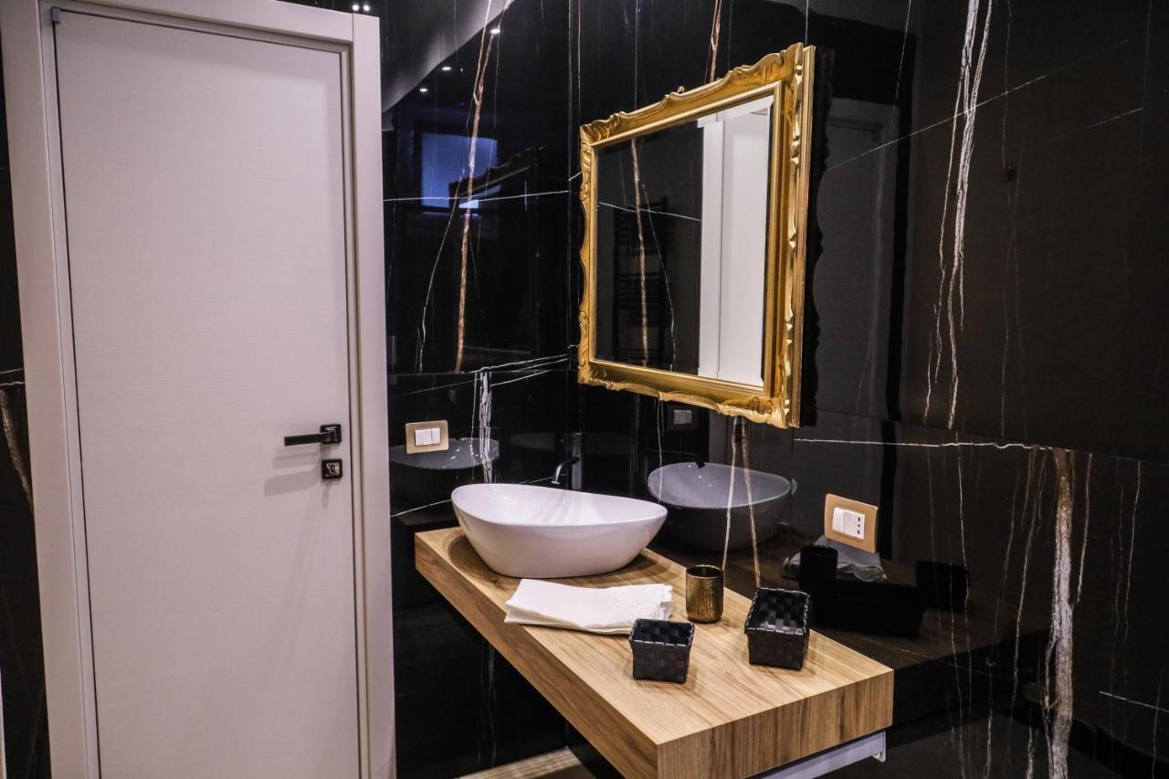 Ventidue Venti Hotel Bari Bagian luar foto