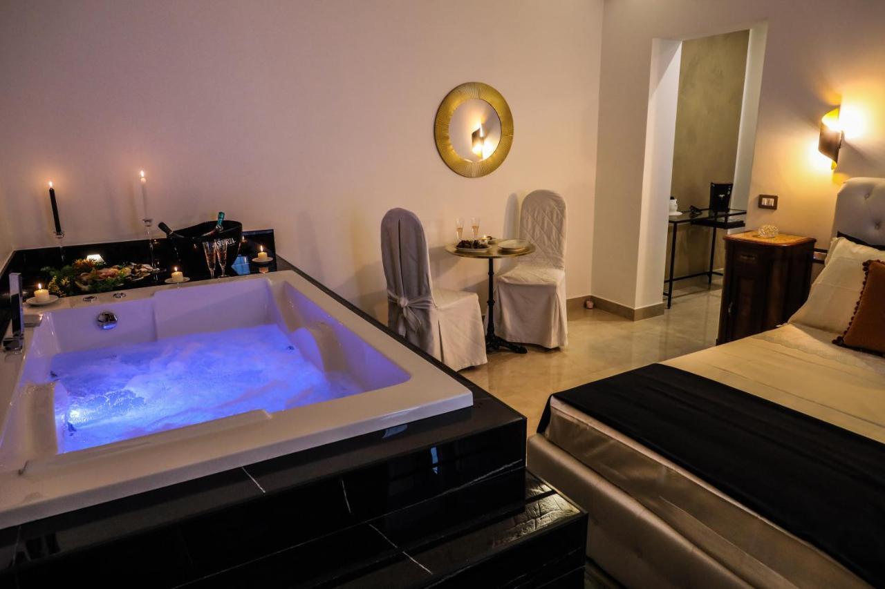 Ventidue Venti Hotel Bari Bagian luar foto