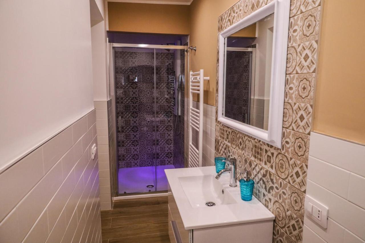 Ventidue Venti Hotel Bari Bagian luar foto